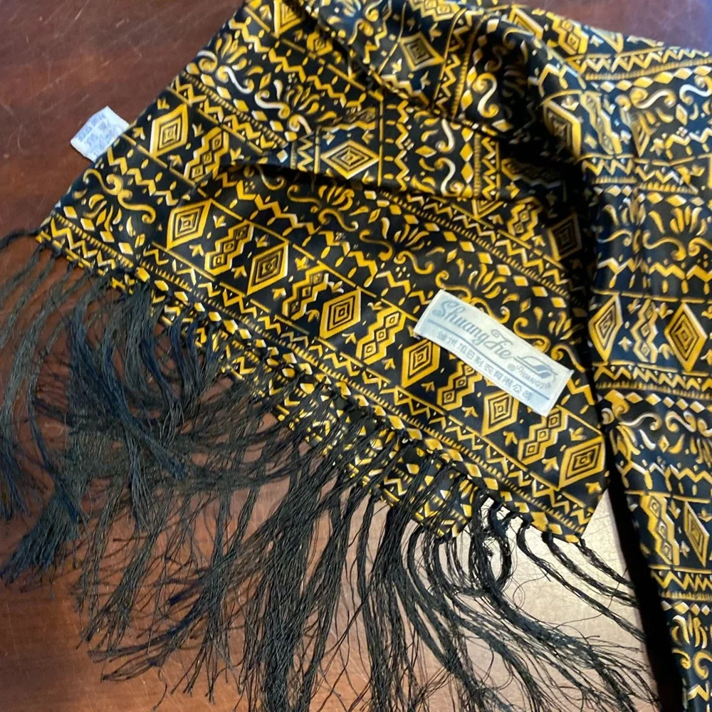 Men's Silk Patterned Scarf